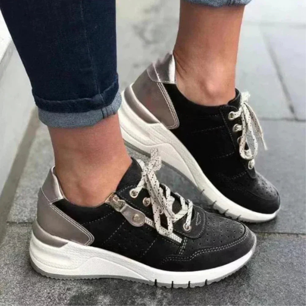Daria | Damen Sneaker mit Schnürung und Perforation und Sohle