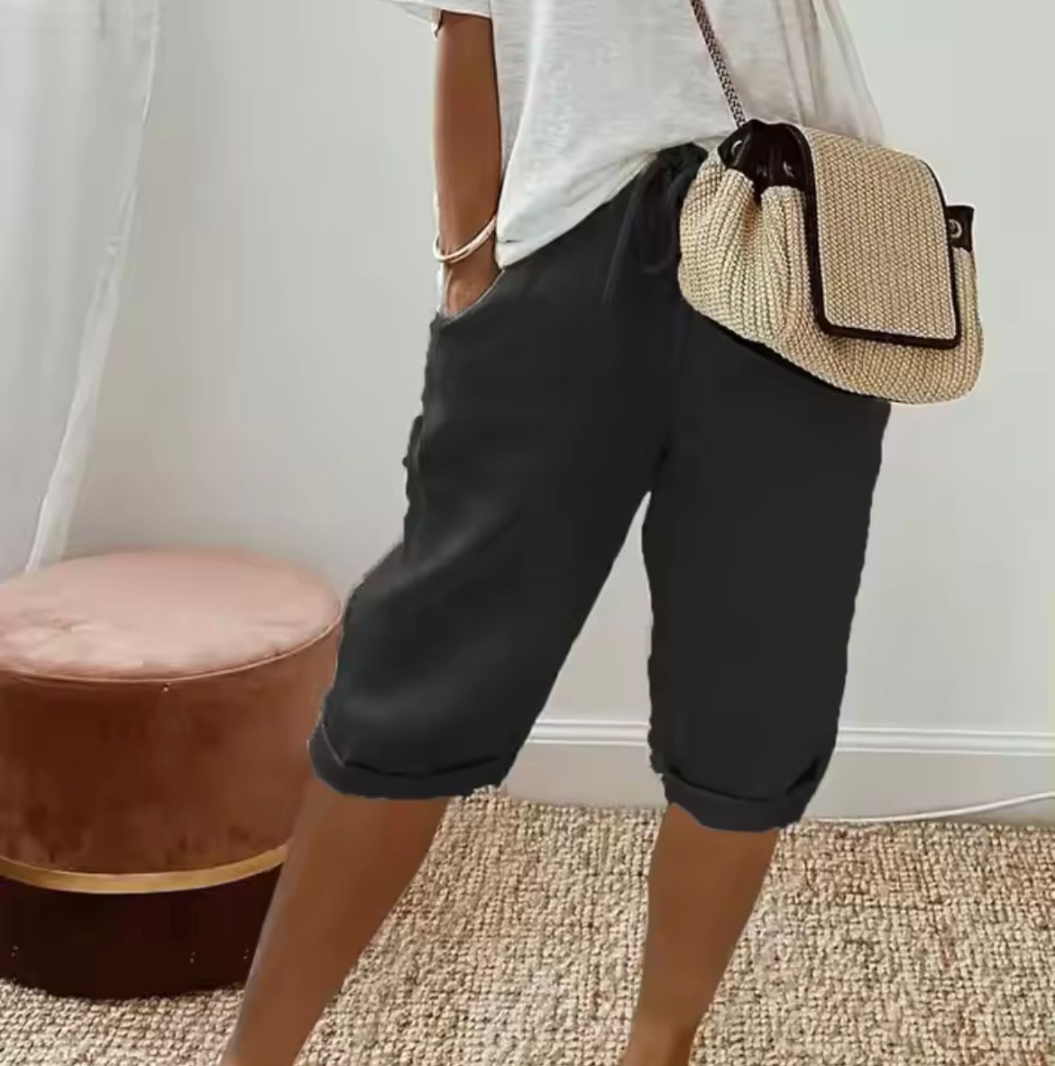 Laura | Damen kurze Hose mit Kordelzug und Taschen