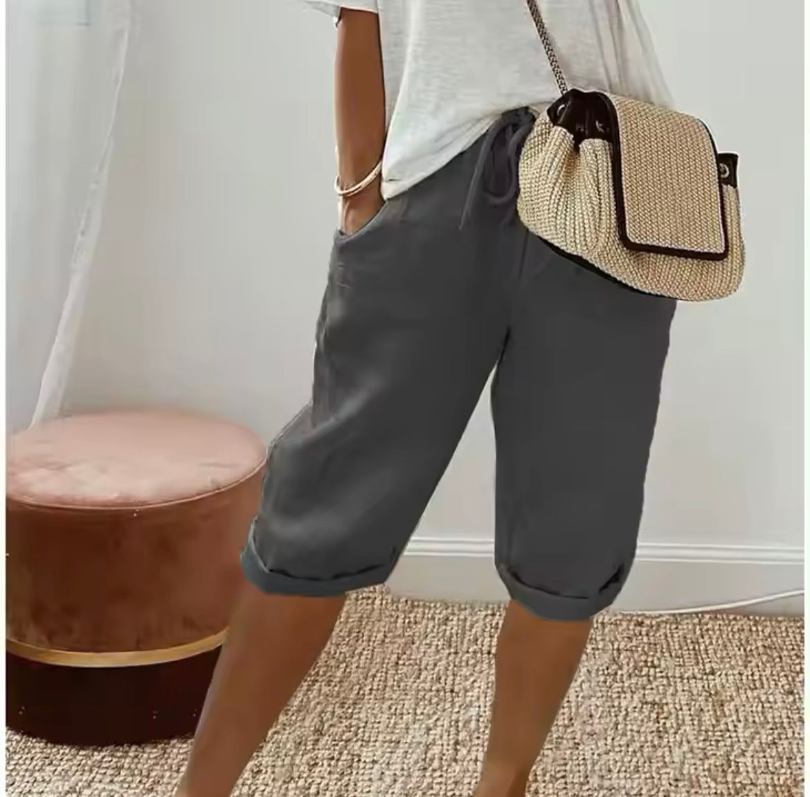 Laura | Damen kurze Hose mit Kordelzug und Taschen