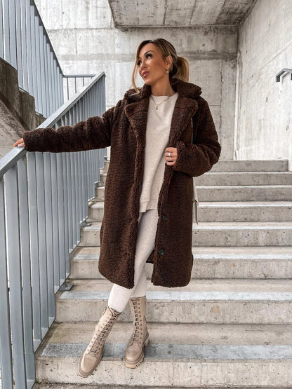 Dania | langer Wintermantel aus feiner Wolle mit Knöpfen