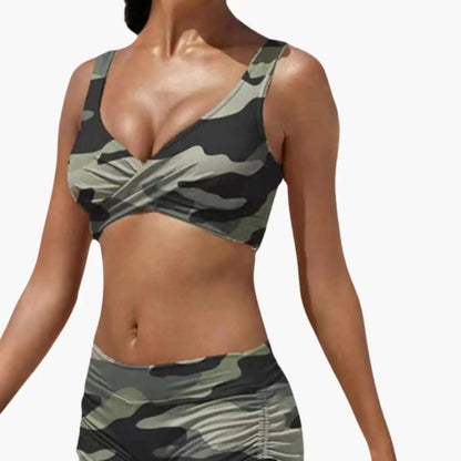 Irmgard | Damen Bikini Set mit Twist Front und hoher Taille Shorts