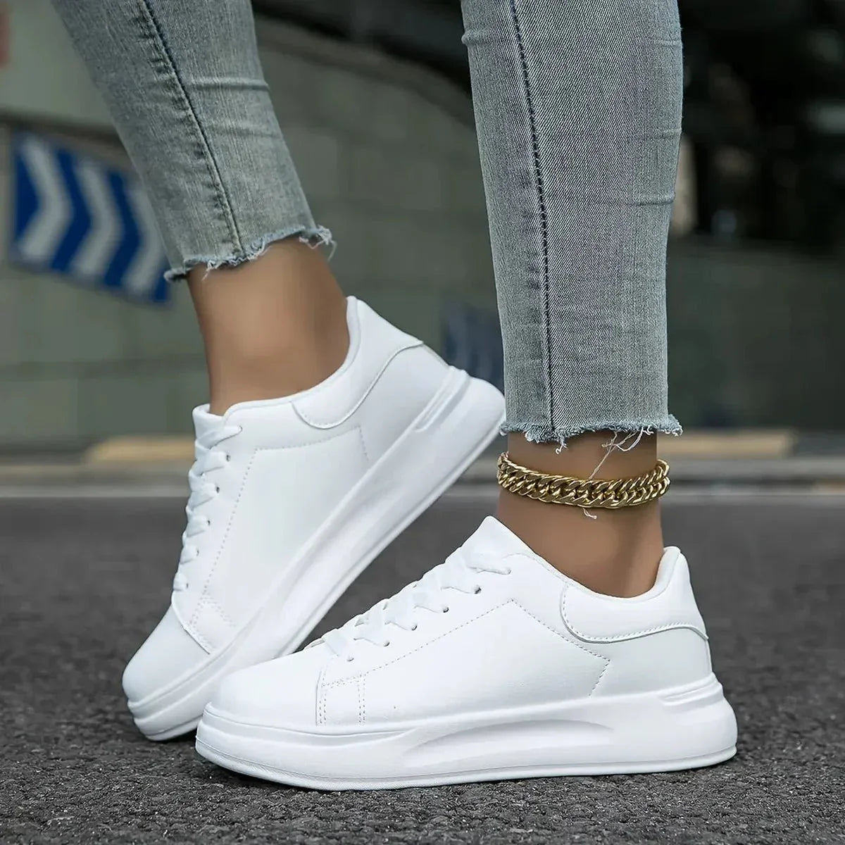 Dariah | Damen Sneaker mit Schnürung und dicker Sohle und Form