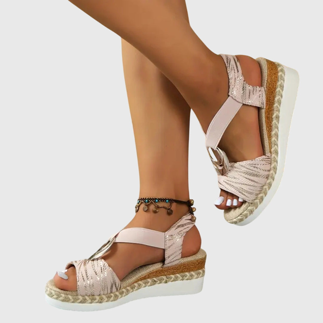 Gertrud | Women's orthopedic sandals with buckle straps