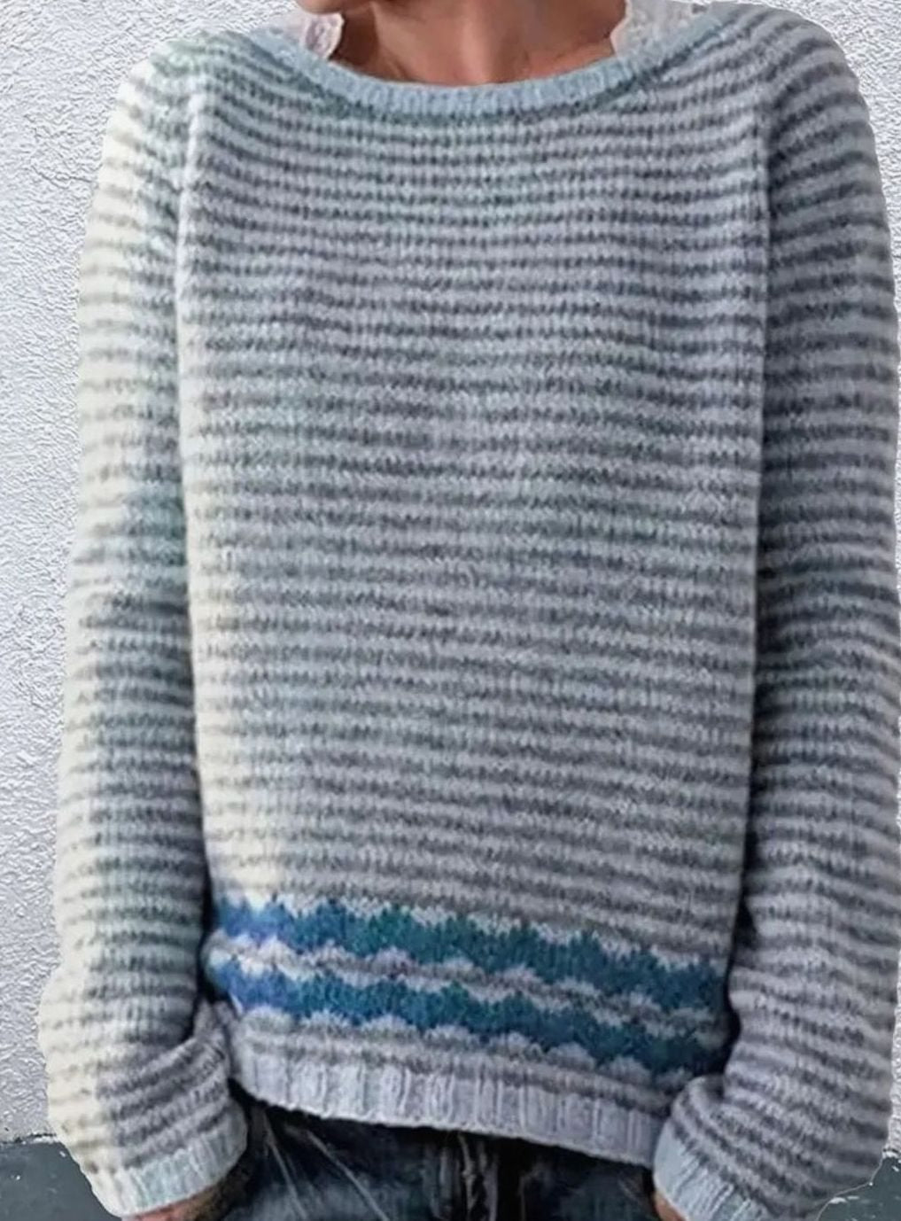 Sophie | Damen gestreifter Strickpullover mit Wellenmuster