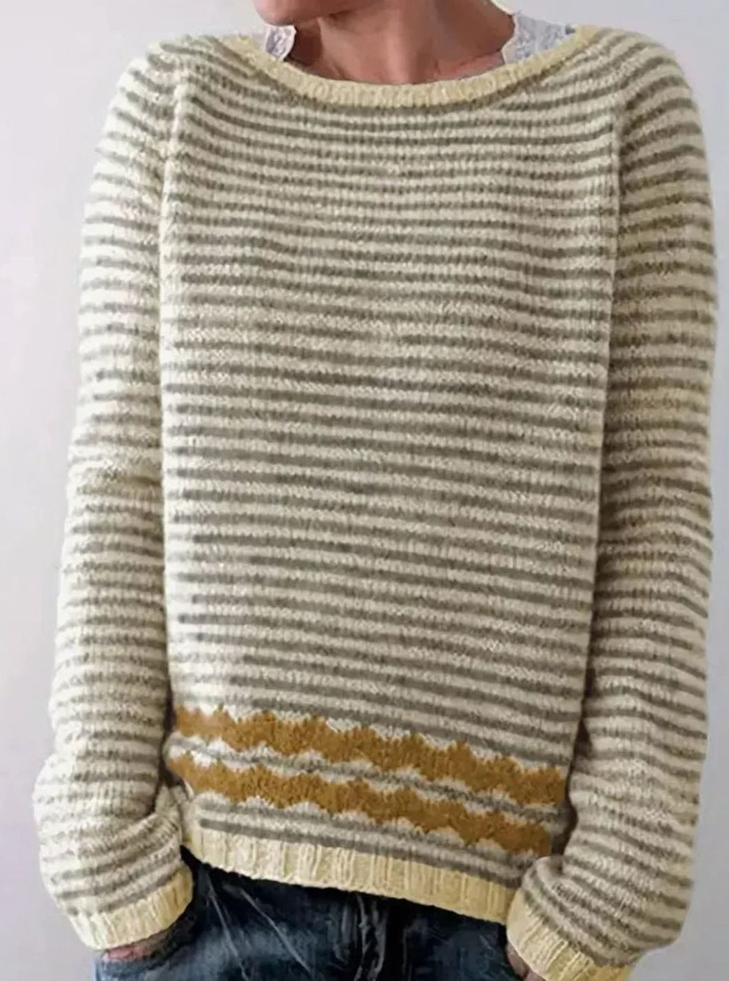 Sophie | Damen gestreifter Strickpullover mit Wellenmuster