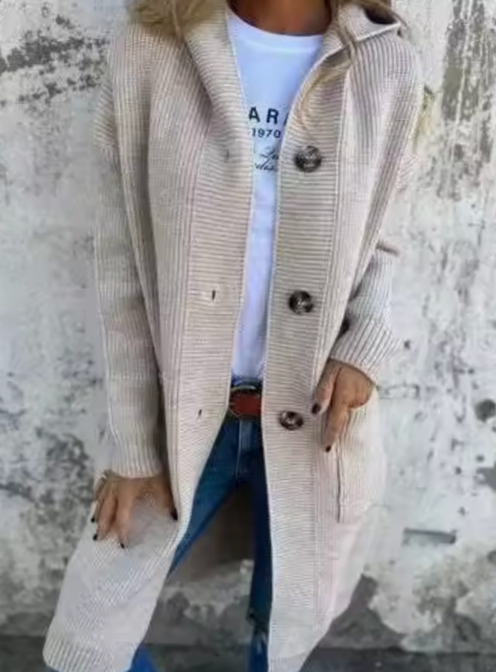 Nina | Damen lange Strickjacke mit Knöpfen