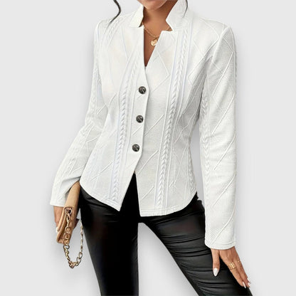 Margaux | Damen Strickjacke mit Stehkragen und Kabelstrickmuster