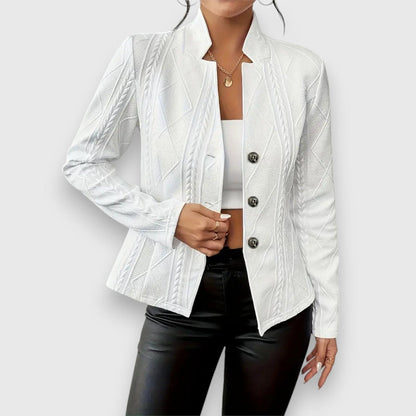 Margaux | Damen Strickjacke mit Stehkragen und Kabelstrickmuster