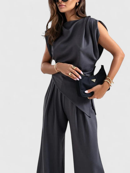 Selina | Zweiteiliges Set mit Drapiertem Oberteil und Weiter Silhouette
