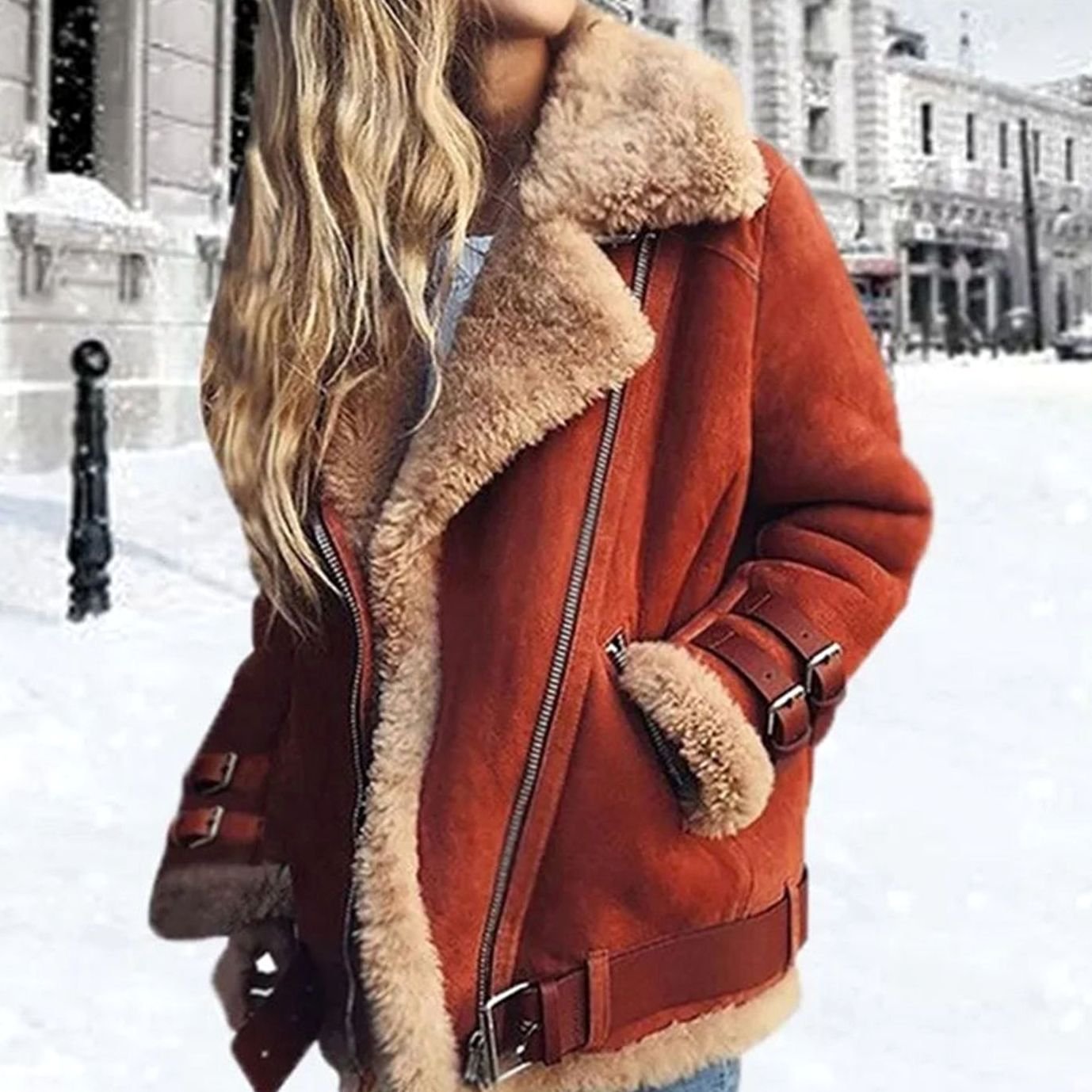 Elena | Damen Bikerjacke aus Wildleder mit Schnallen