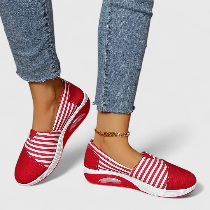 Jana | Damen orthopädische Slip-On Sneaker mit Streifen Muster