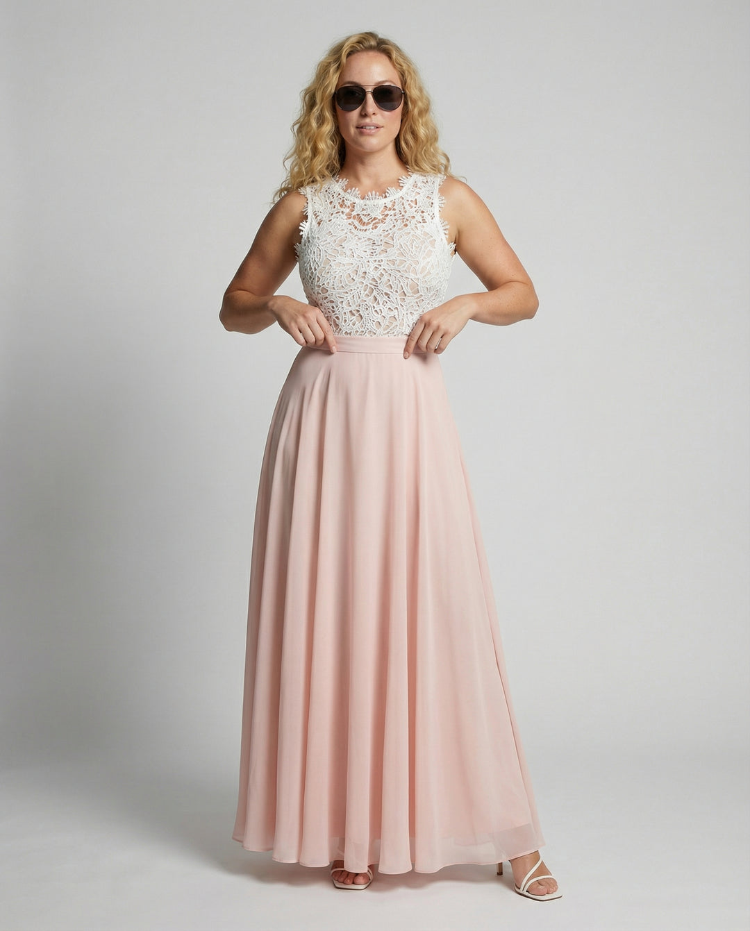 Jorina | Damen Maxikleid mit Spitzenoberteil & Fließendem Rock | Ärmellos
