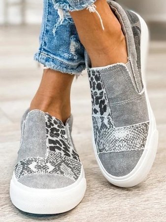 Darina | Damen Slip-On Sneaker mit Patch Muster und dicker Sohle
