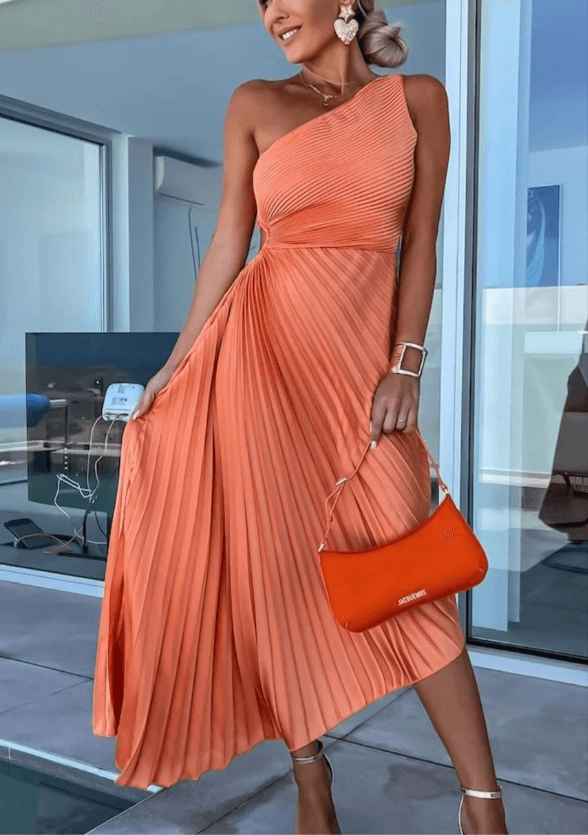 Lirena | Damen Maxikleid mit One Shoulder Design und plissiertem Schnitt