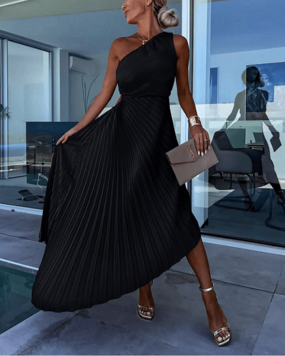 Lirena | Damen Maxikleid mit One Shoulder Design und plissiertem Schnitt