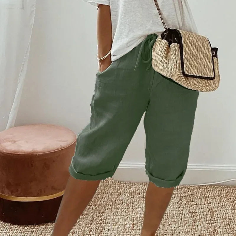 Laura | Damen kurze Hose mit Kordelzug und Taschen