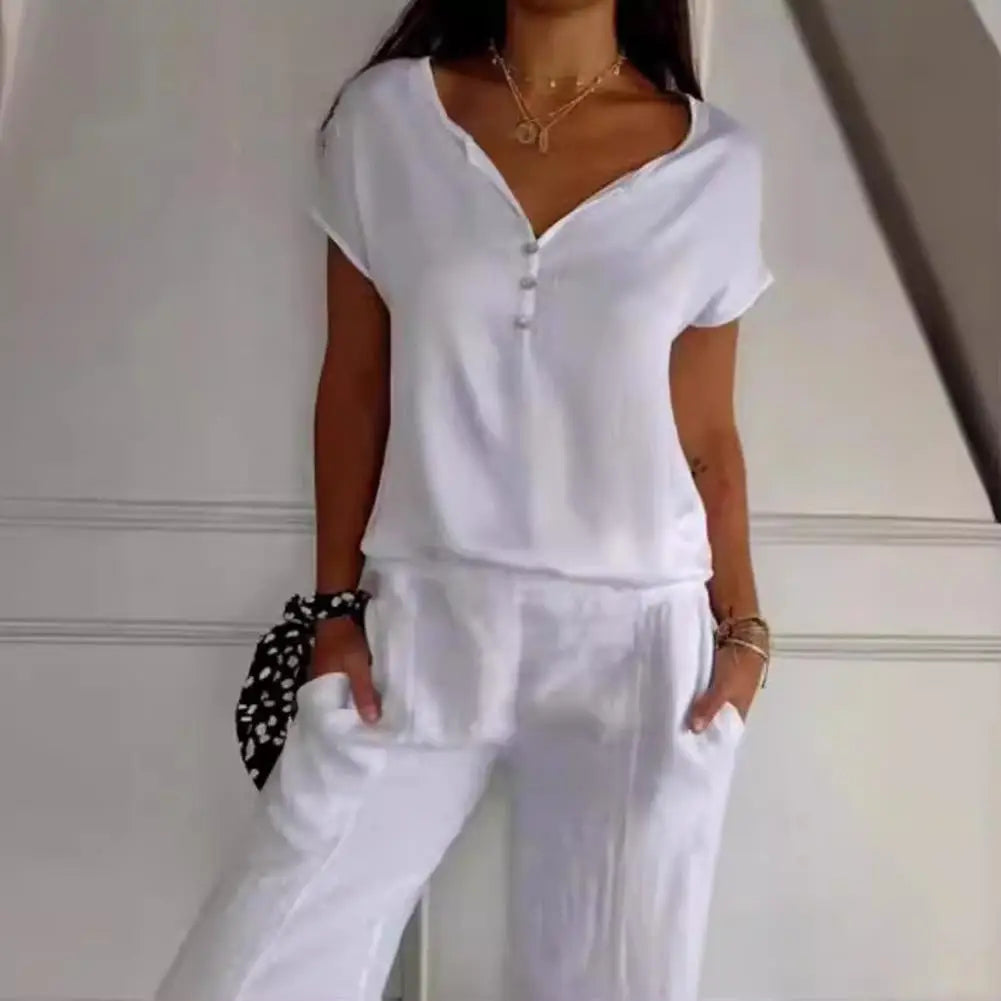 Marie | Elegant top with V-neck and button placket