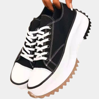 Dariax | Damen Sneaker mit Schnürung und dicker Sohle und Form