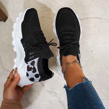 Maika | orthopädische Sneaker mit Schnürung und dicker Sohle