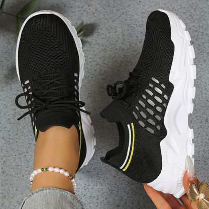 Maika | orthopädische Sneaker mit Schnürung und dicker Sohle