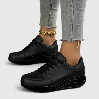 Kora | orthopädische Sneaker mit Schnürung und dicker Sohle