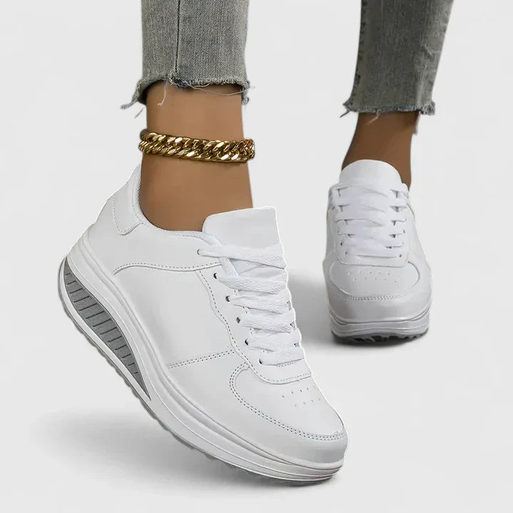 Kora | orthopädische Sneaker mit Schnürung und dicker Sohle