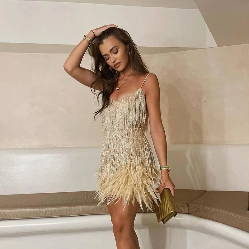 Sarina Cocktail Dress – Figure-hugging sequined dress for parties