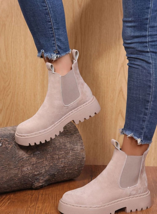 Erika | Damen Chelsea Boots in Wildleder-Optik