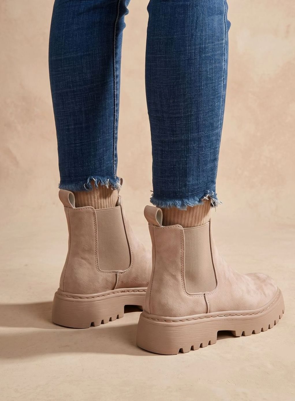 Erika | Damen Chelsea Boots in Wildleder-Optik