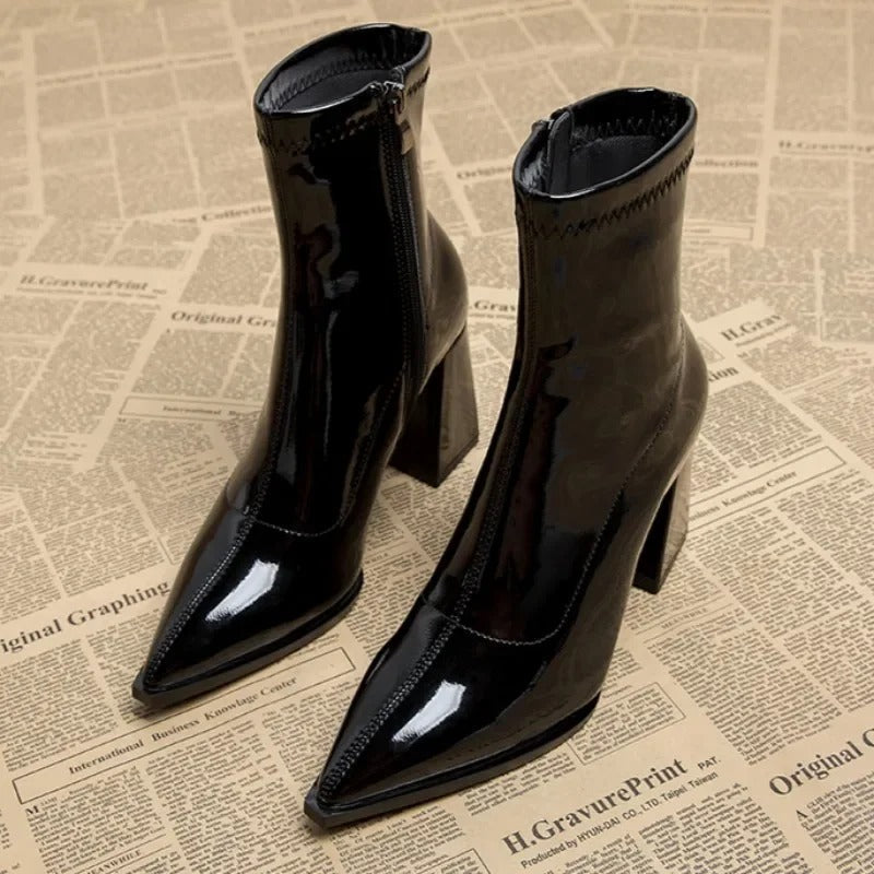 Verena | Damen luxuriöse Stiefeletten mit spitzer Toe und Blockabsatz