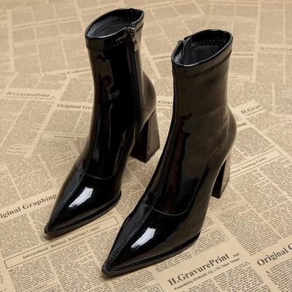 Verena | Damen luxuriöse Stiefeletten mit spitzer Toe und Blockabsatz