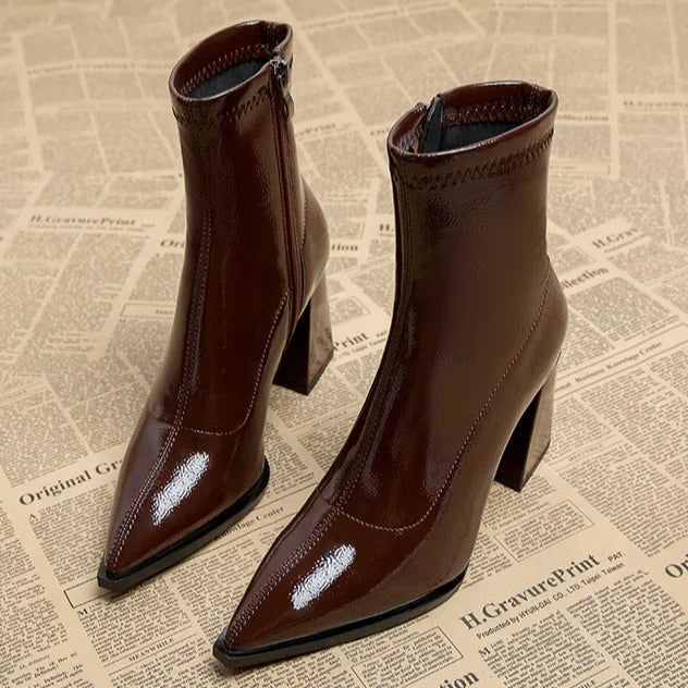 Verena | Damen luxuriöse Stiefeletten mit spitzer Toe und Blockabsatz