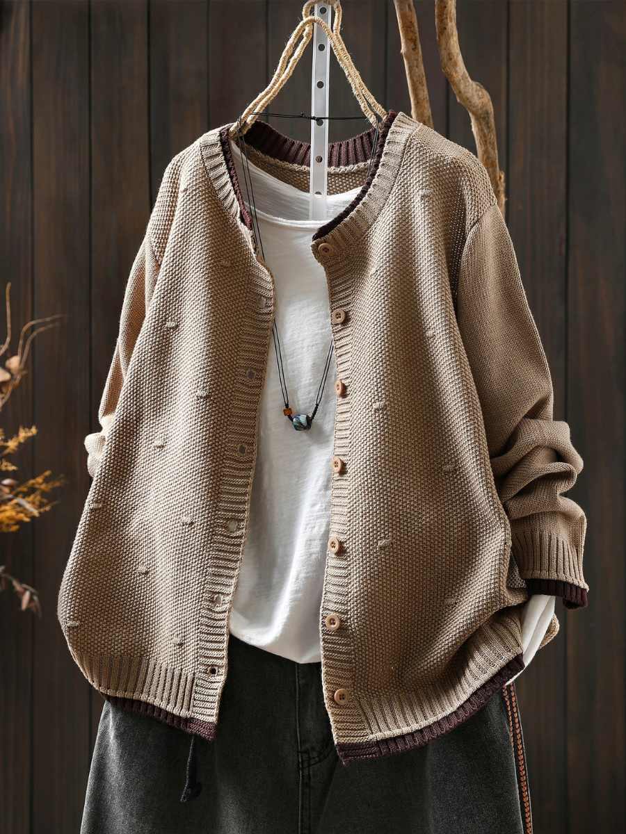 Selina | Damen lockere Strickjacke mit Knöpfen