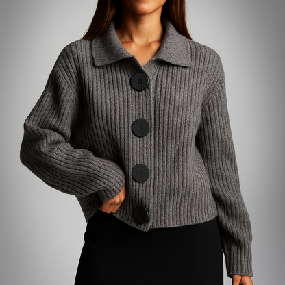 Christina | Damen Oversized-Strickjacke mit großen Knöpfen