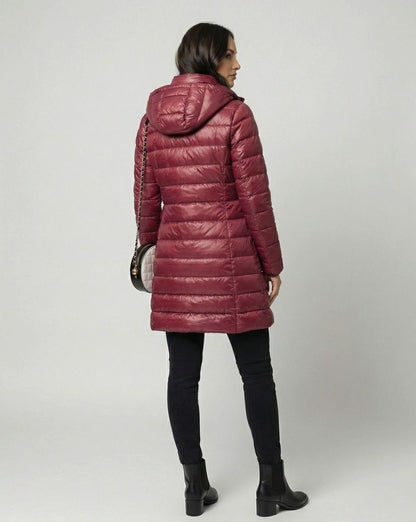Sophia | Damen ultraleichte Daunenjacke mit Kapuze